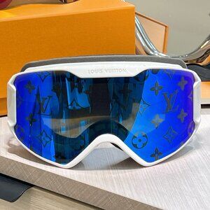 Louis Vuitton Ski Goggles with Monogram